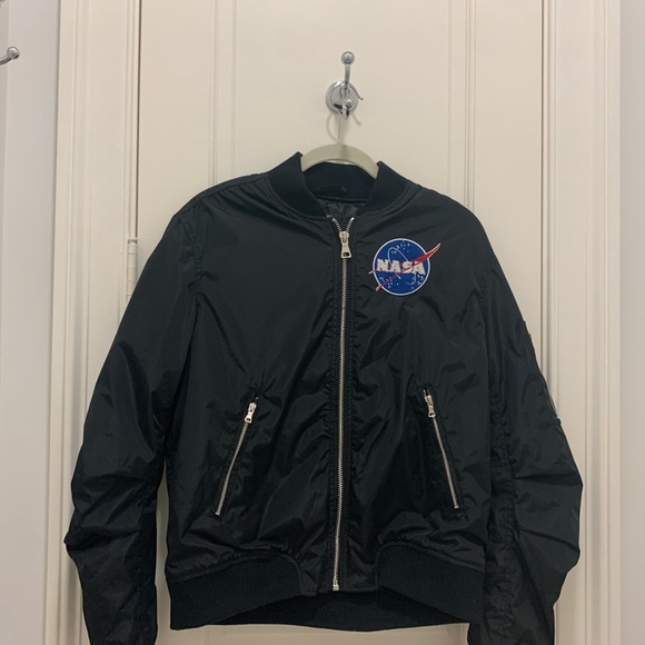 BRAND NEW NEVER WORN FOREVER 21 x NASA LOGO BLACK BOMBER JACKET UNISEX - Picture 6 of 12